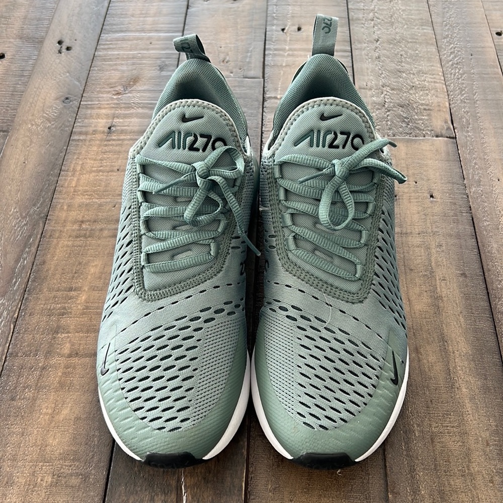 Green Nike Air Max 270 Size 9